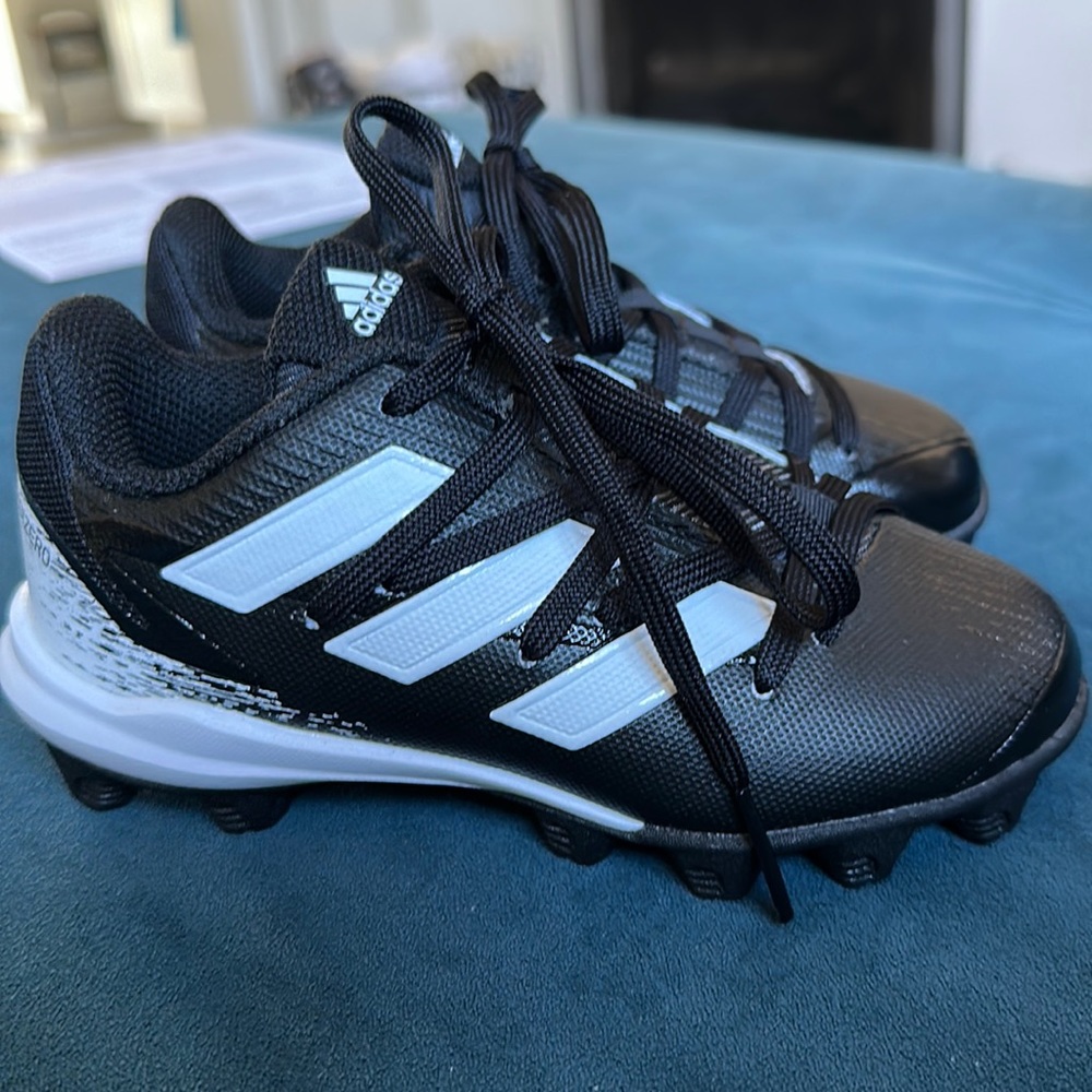 Adidas afterburner baseball cleats size 11 (little kid size)